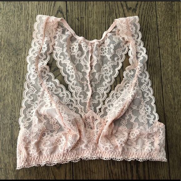 Victoria’s Secret Lace Razorback Bralette - Picture 1 of 5